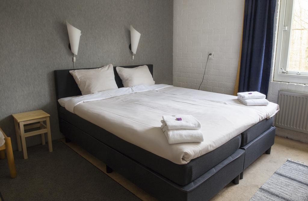 Hotel Restaurant 'De Oorsprong' Sint Nicolaasga Εξωτερικό φωτογραφία
