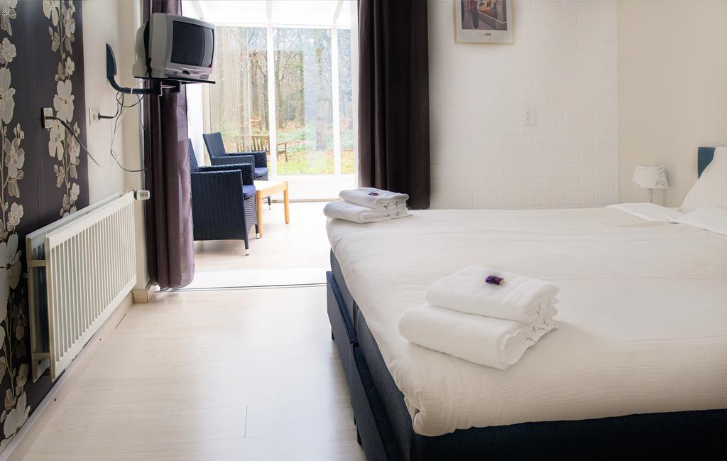 Hotel Restaurant 'De Oorsprong' Sint Nicolaasga Εξωτερικό φωτογραφία